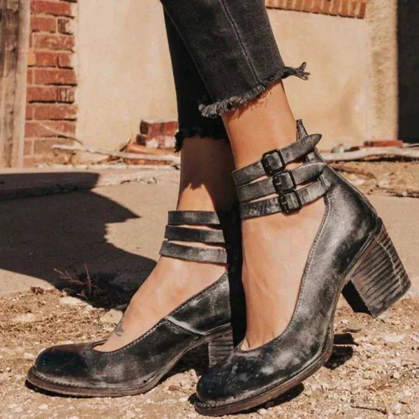 Neda - Stylische Pumps mit Fesselriemchen