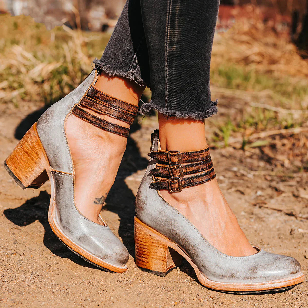 Neda - Stylische Pumps mit Fesselriemchen