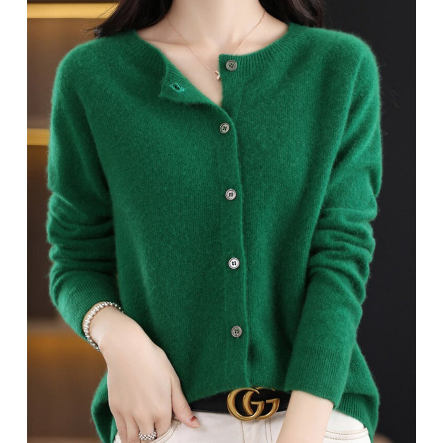 Damen-Strickjacke mit O-Ausschnitt aus reiner Merinowolle