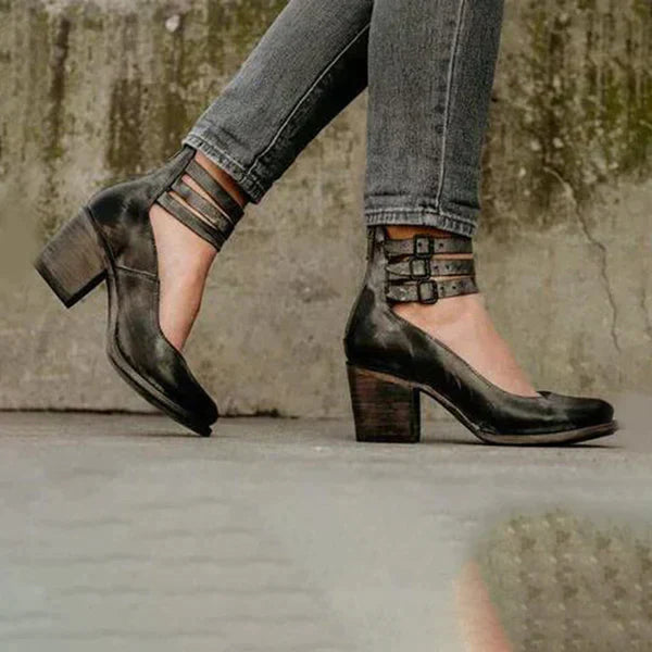 Neda - Stylische Pumps mit Fesselriemchen