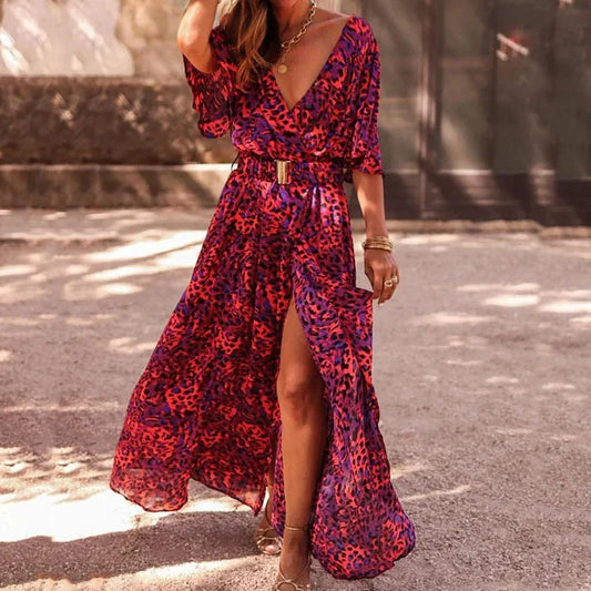 Vina - Elegantes bedrucktes Maxikleid mit Schlitz