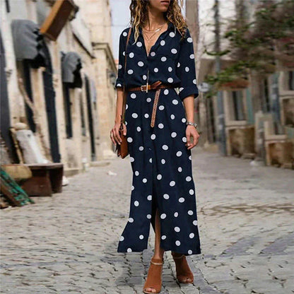 Freja - Modisches Kleid mit Punkten